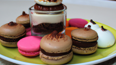 Mousse au mascarpone au chocolat et aux macarons