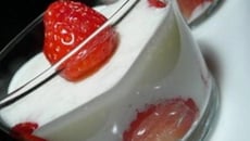 Mousse de yaourt aux fraises