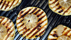 Pamplemousses grillés