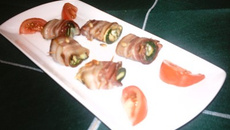 Petits roulés de courgettes au bacon