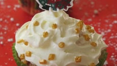 Cupcake aux pralines roses pour Noël