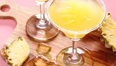 Punch à l'ananas et au Champagne