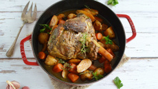 Gigot d'agneau aux légumes et à la bière