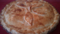 Tourte farcie au poulet mariné, fromage et carotte