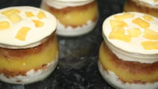 Verrines à l'ananas comme un tiramisu