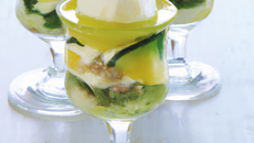 Verrines de courgettes au ricotta et mozzarella