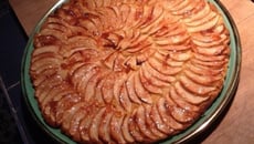 Tarte aux pommes façon grand-mère à la crème sucrée