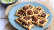 Sfiha : mini pizza à la libanaise