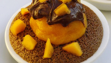 Sorbet au kaki sur moelleux au nutella