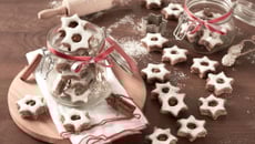 Biscuits étoilés à la cannelle et au Nutella®