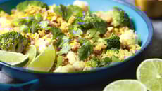 Riz sauté au curry et fleurettes