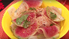 Salade de radis au gomasio