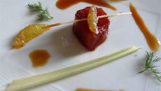 Sashimi de thon au miel et citronnelle