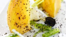 Salade de kaki persimon à la morue