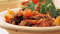 Bœuf mijoté au vin et à l'orange