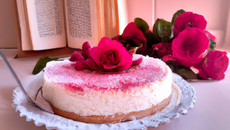 Gâteau de ricotta à la rose