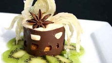 Transparence de chocolat et fenouil aux épices