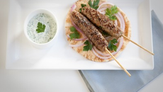 Kofta d'agneau et sauce au yaourt