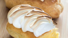 Eclair au citron meringué