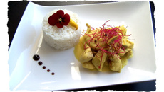 Poulet à la cardamome et main de Bouddha