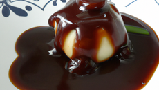 Capeline de chocolat sauce bourbon