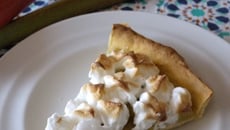 Tarte à la rhubarbe meringuée classique