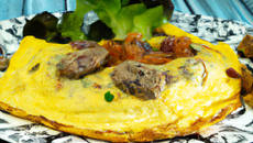 Omelette aux foies de volailles confits