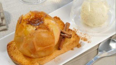 Pommes au four sur biscotte gourmande