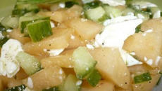 Carpaccio de melon, concombre, féta et menthe