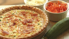 Quiche aux carottes et courgettes, au fromage à la crème Elle & Vire