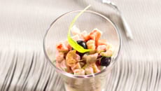 Cru de thon et crevettes grises en verrine