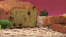 Cake au pesto et au parmesan