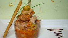 Verrine de rognons de coq et rôti de veau au madère, crackers feuilleté