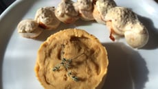 Boudin blanc et purée de lentilles corail