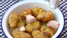 Pommes de terre tapées ail et origan