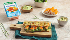 Wrap de courgettes au surimi, avocat, roquette et houmous
