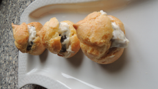 Gougères d'escargots au boursin 3 poivres