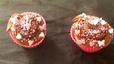 American cream pour cup cakes