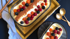 Tiramisu aux fruits rouges.