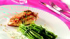 Filet de volaille et fagot de haricots verts au fromage Ail et fines herbes