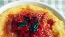 Polenta à la Tomate et Crème de Saint-Marcellin