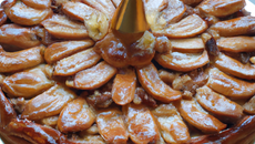 Galette des rois aux pommes caramélisées et noisettes relevée au Calvados
