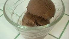 Glace au chocolat sans œufs