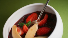 Soupe de fraises, melon et groseilles "fresh"
