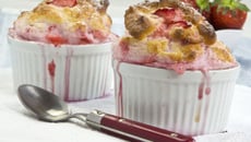 Petits soufflés aux fraises