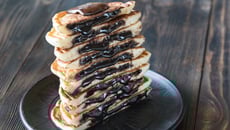 Pancakes fourrés au chocolat noir