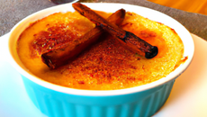 Crème brûlée aux pommes et au Calvados