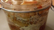 Lasagnes au saumon, champignons et tomates