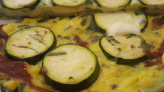Omelette de courgettes à la feta