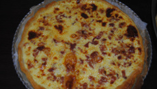 Quiche à l'époisses et jambon de bayonne